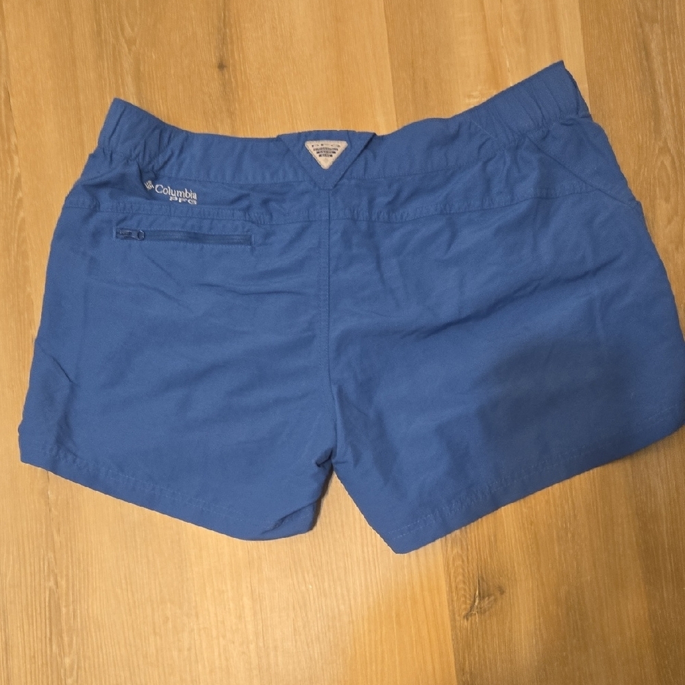 Columbia Women's Athletic Blue Shorts - Picture 4 of 6